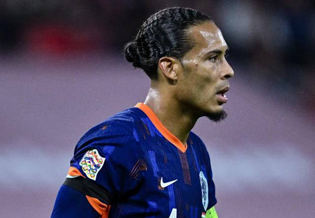 莱比锡红牛翻盘塞内加尔，范戴克扛起全队