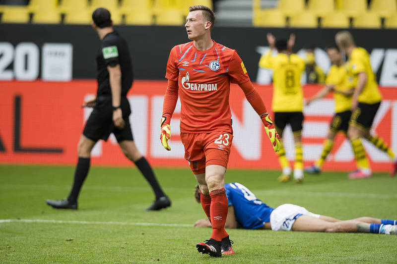 奥斯纳布吕克神奇赢球，成功保级德甲