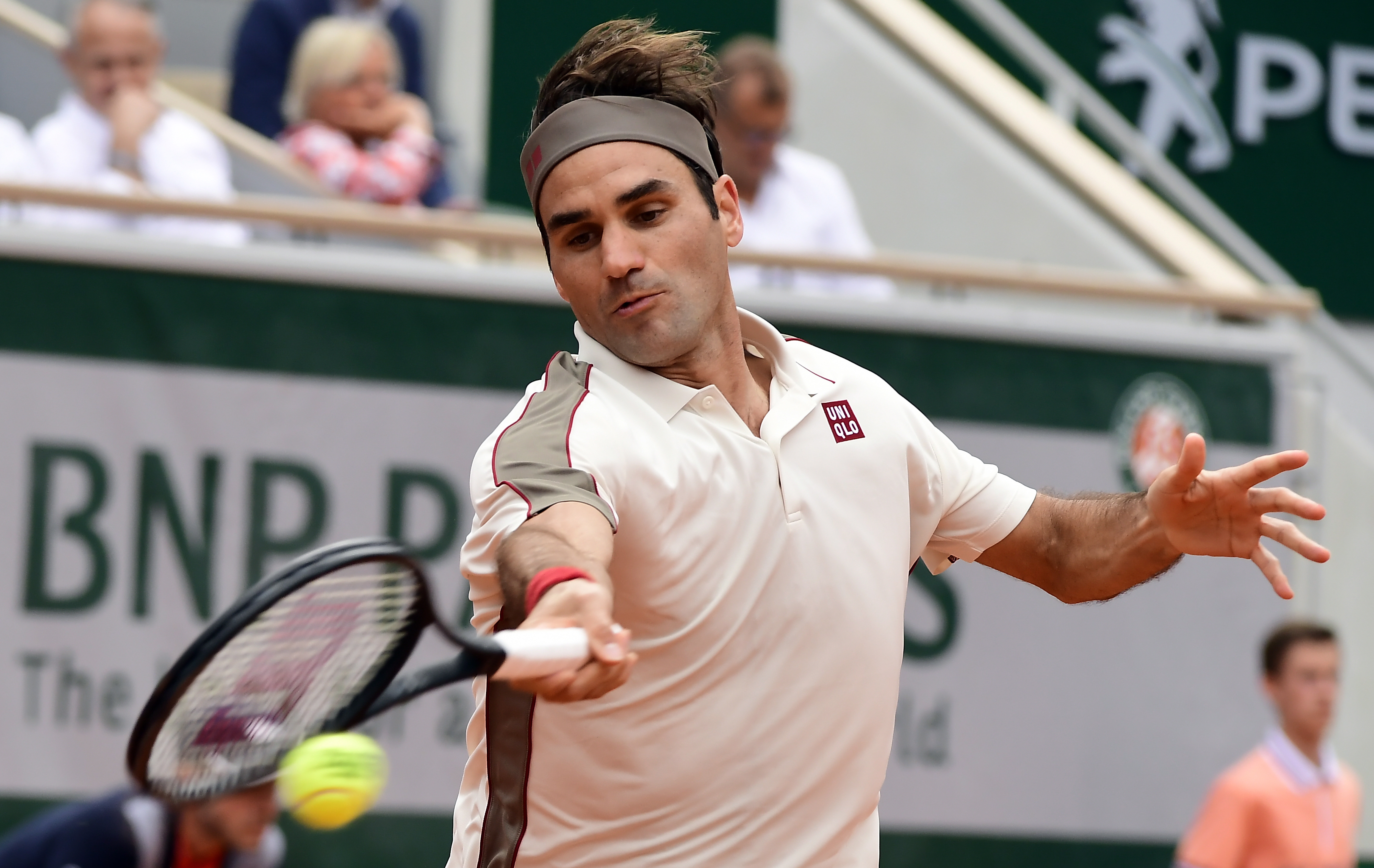 美国网球队逆转法国网球队，费德勒惊艳世界