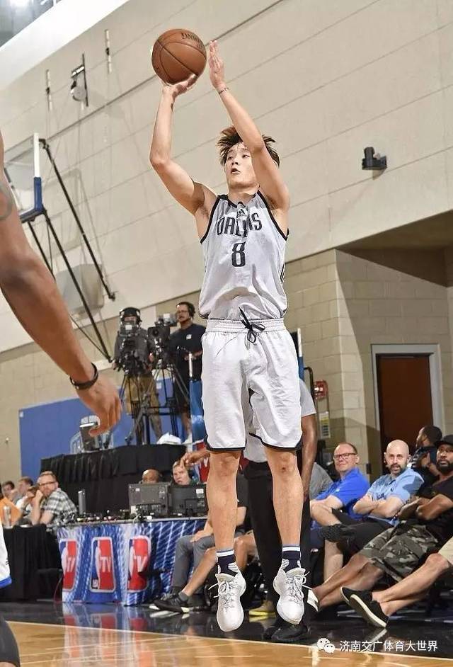 小牛惊险击败活塞，保持主场不败