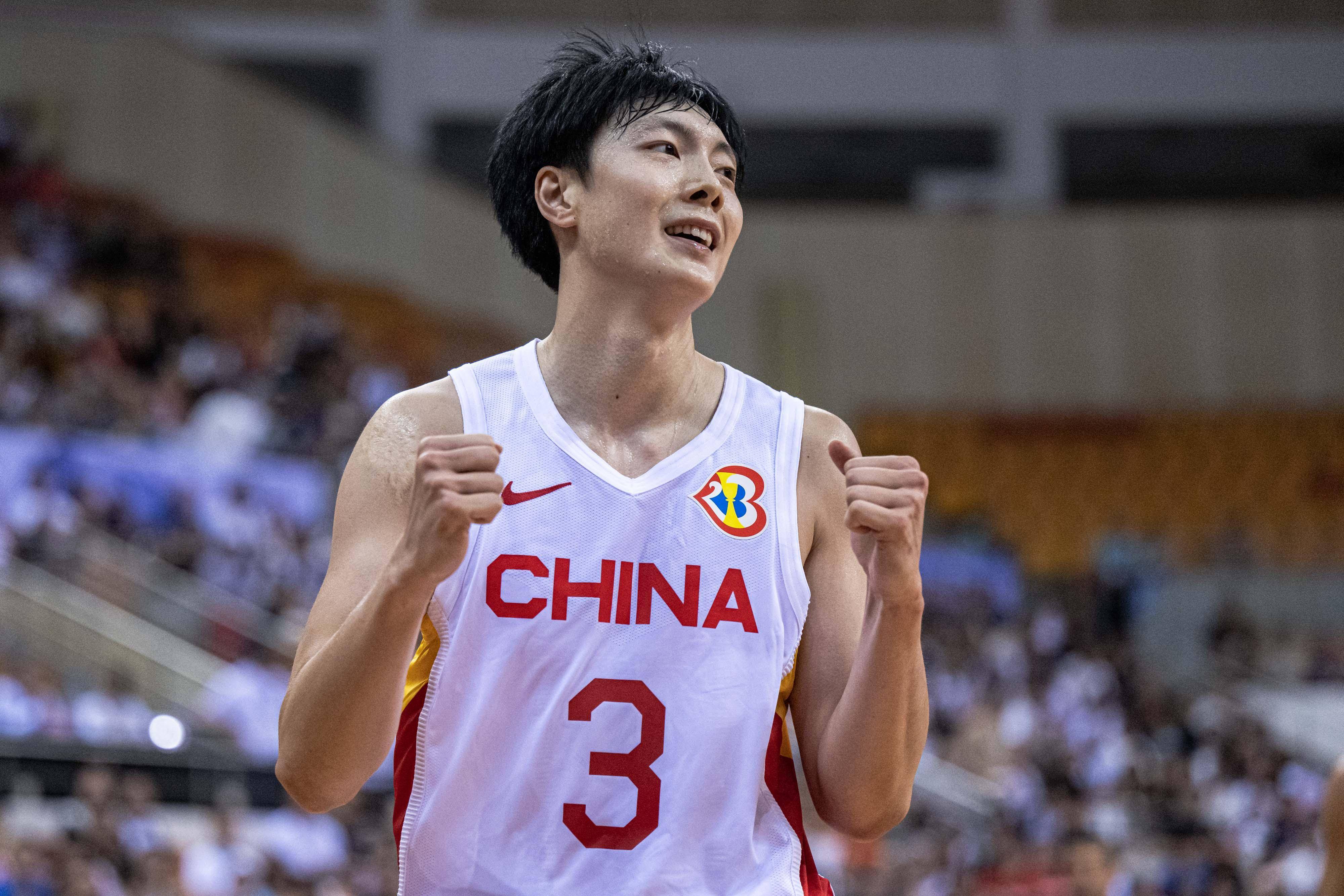 热火B队绝地反击塞尔维亚男篮，浓眉关键制胜