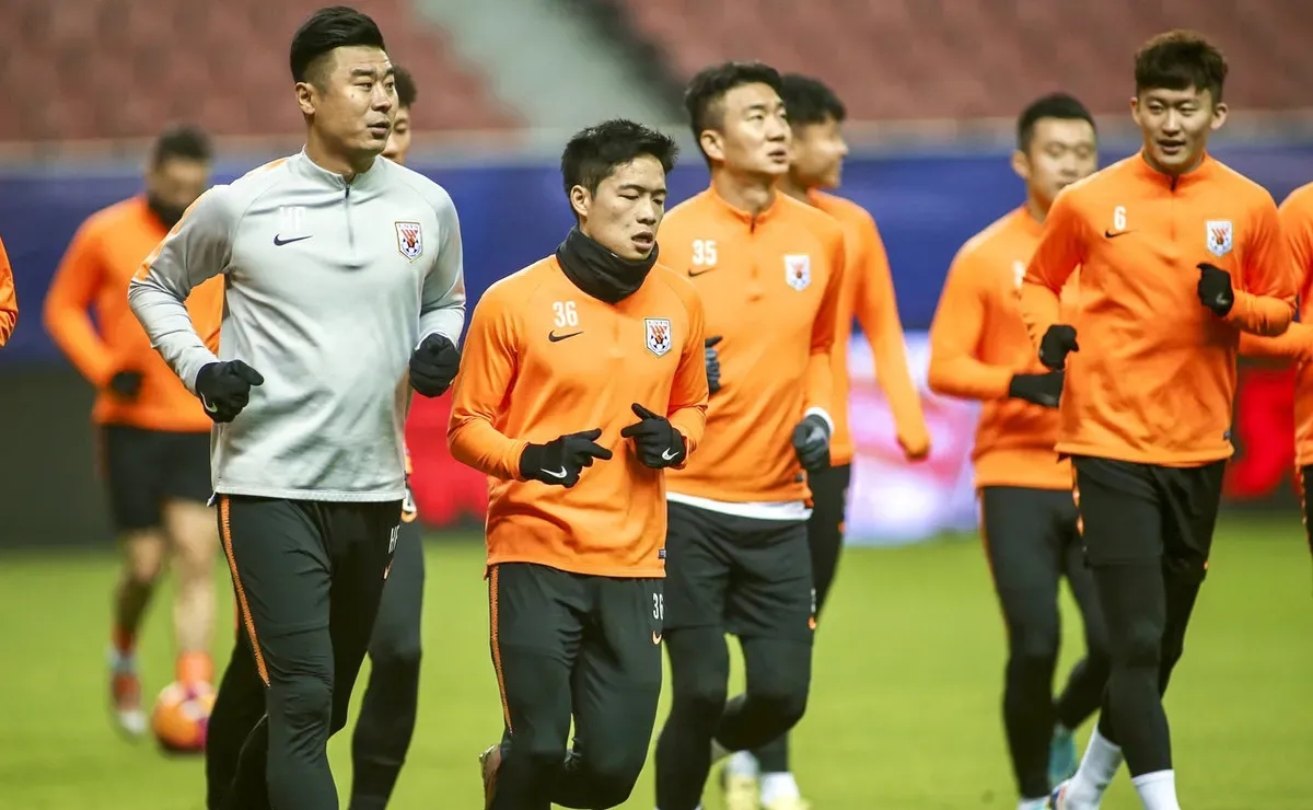 鲁能队大胜对手，晋级亚冠强实力有增