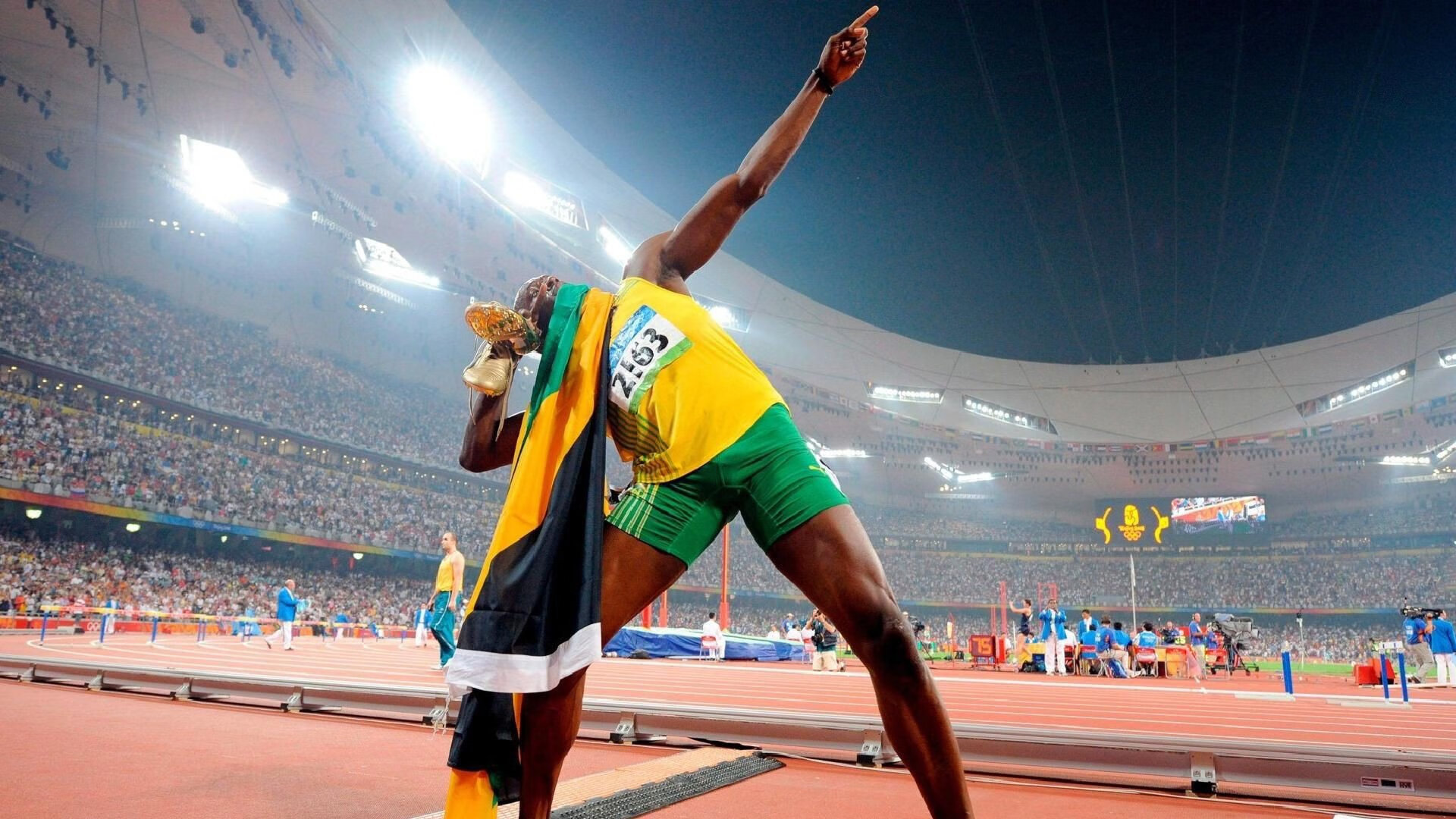 南十字星逆转郁金香，新西兰奇迹如何照亮欧冠淘汰赛的战术革命